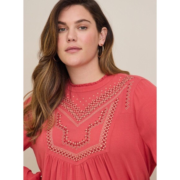 Torrid Women's Coral Boho Embroidered Ruffle‎ Trim Blouse Size 2X Relaxed Career - Picture 3 of 15